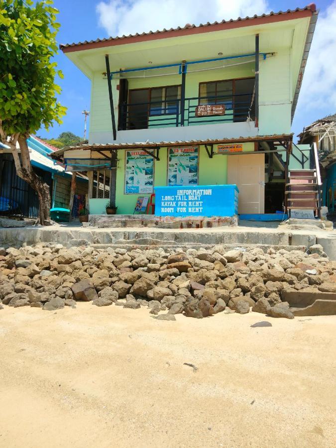 Dalum Beachhouse Phi Phi Islands Exterior photo